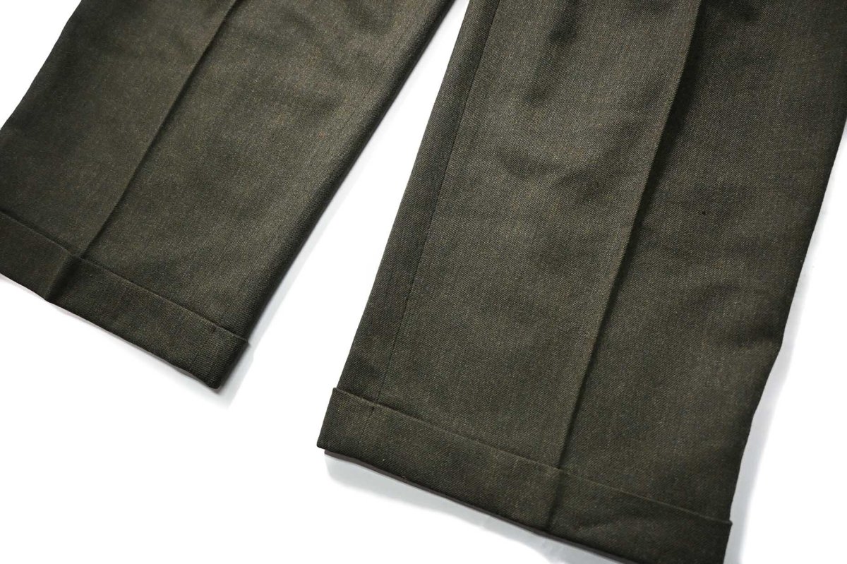 画像3: Used Levi's Slate Pleated Slacks (3)