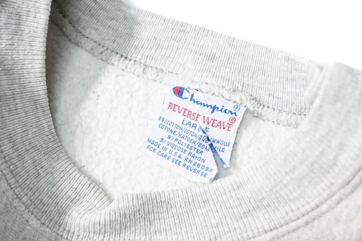 画像4: 90s Used Champion Reverse Weave Sweat Shirt Ash made in USA (4)