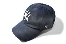 画像2: New York Yankees Damaged Cap (2)