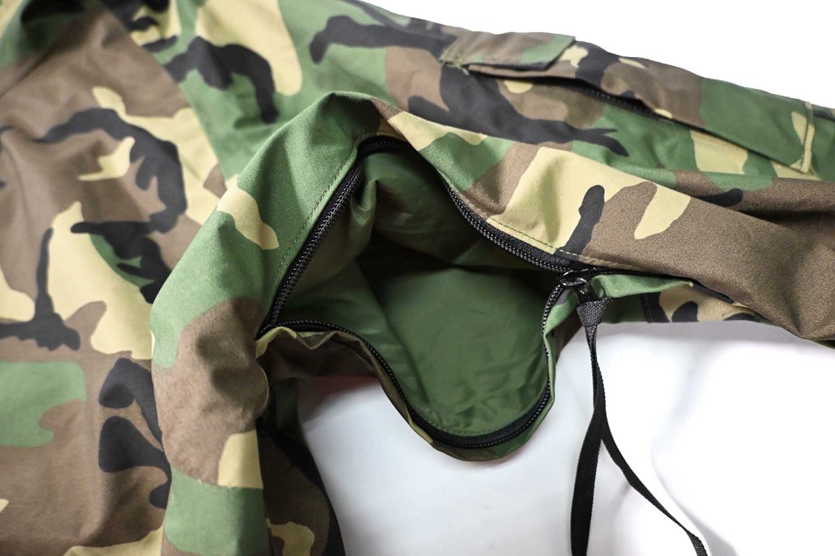 画像5: 05' Deadstock Us Army ECWCS Gen1 GORE-TEX Parka Woodland Camo (5)