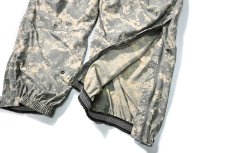 画像4: 07' Used Us Army ECWCS Level5 Gen3 ACU Soft Shell Cold Weather Trouser (4)