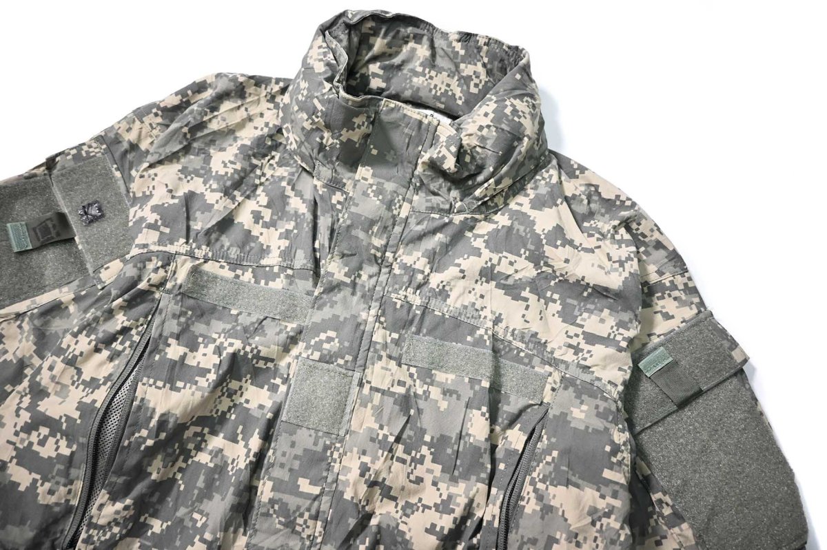 画像2: 07' Used Us Army ECWCS GenIII Level5 Soft Shell Jacket (2)
