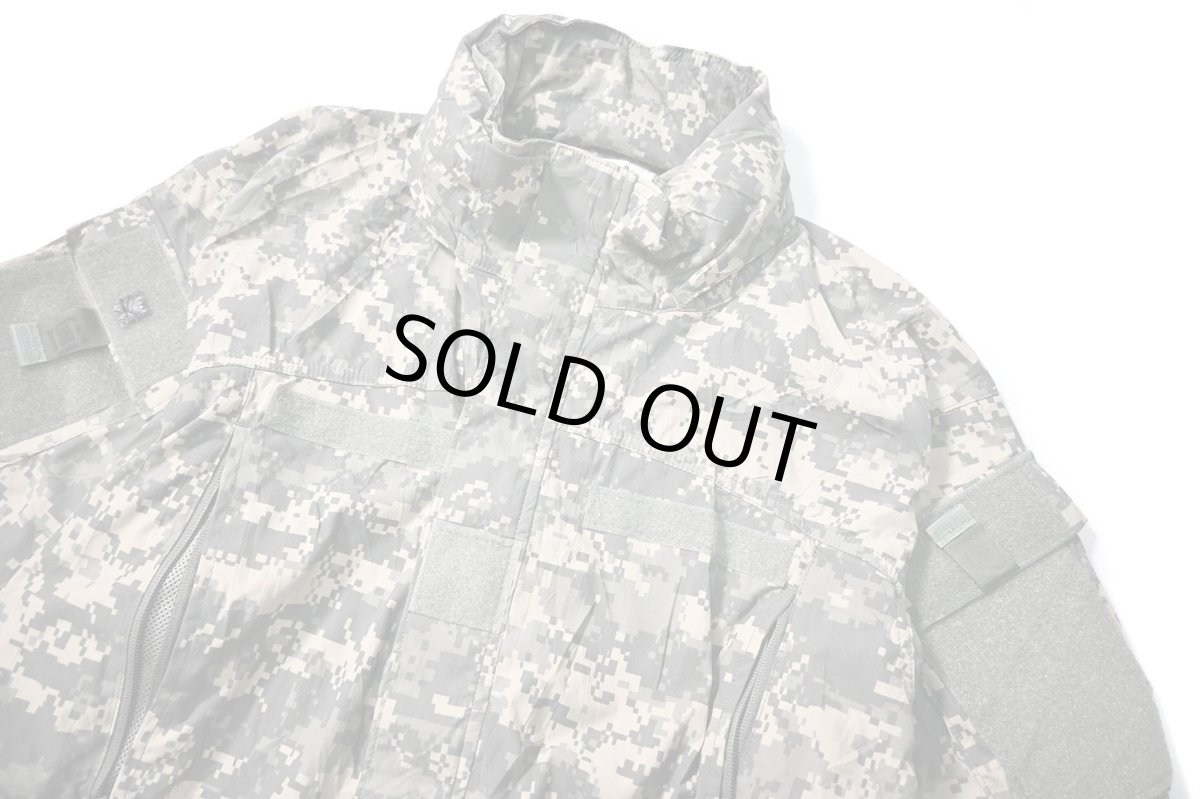 画像2: 07' Used Us Army ECWCS GenIII Level5 Soft Shell Jacket (2)