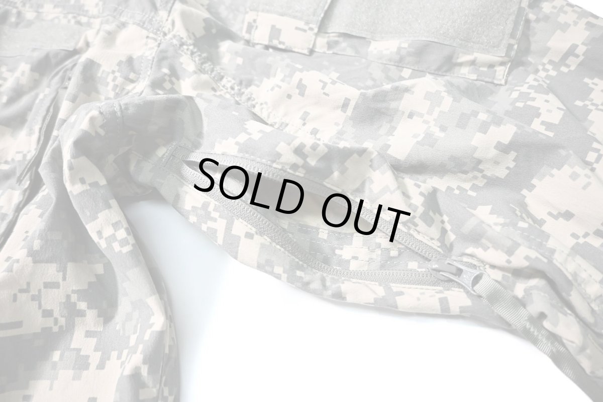 画像4: 07' Deadstock Us Army ECWCS GenIII Level5 Soft Shell Jacket (4)