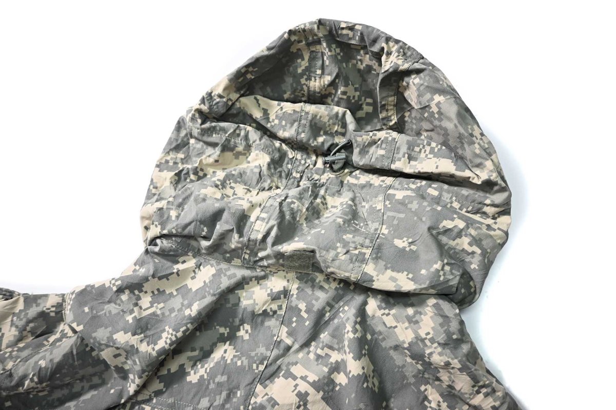 画像9: 07' Used Us Army ECWCS GenIII Level5 Soft Shell Jacket (9)