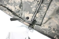 画像4: 12' Deadstock Us Army ECWCS GenIII Level5 Soft Shell Jacket (4)