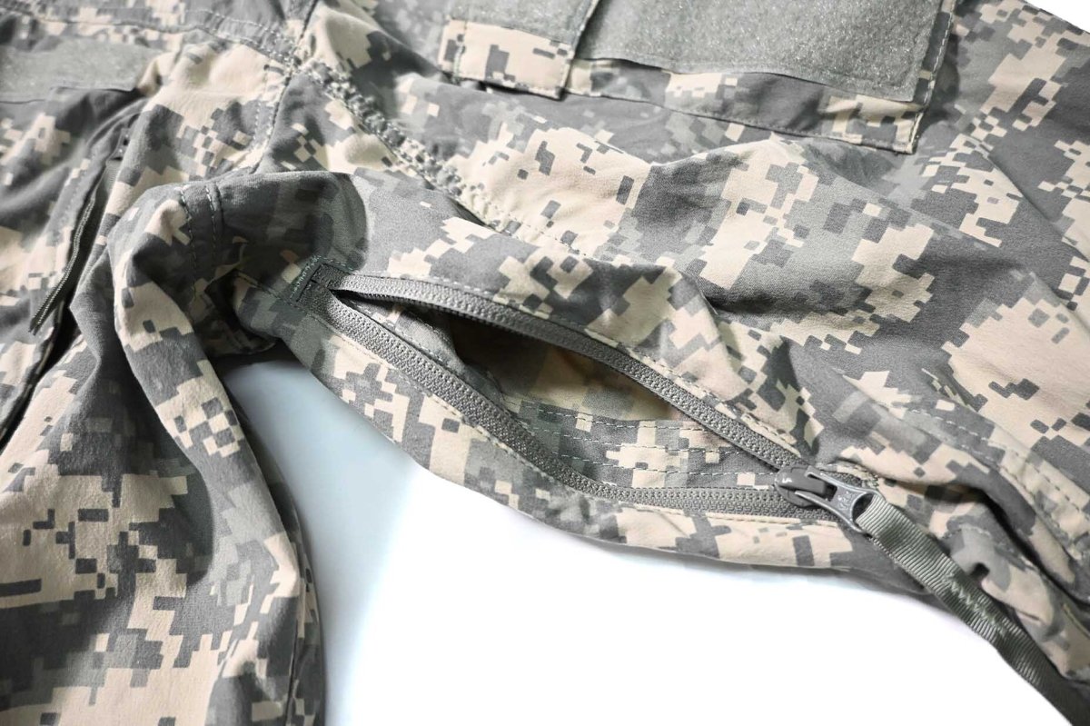 画像4: 07' Used Us Army ECWCS GenIII Level5 Soft Shell Jacket (4)