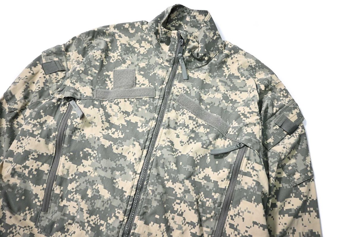 画像2: 07' Deadstock Us Army ECWCS Gen III Level 4 Wind Cold Weather Jacket UCP (2)