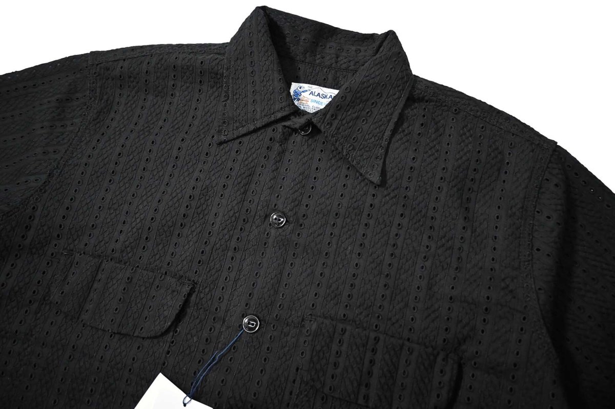 画像2: The Alaskan Hakoba Embroidery Open Collar Shirt Black (2)