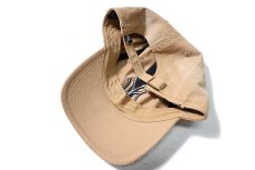 画像3: New York Yankees Damaged Cap Khaki (3)