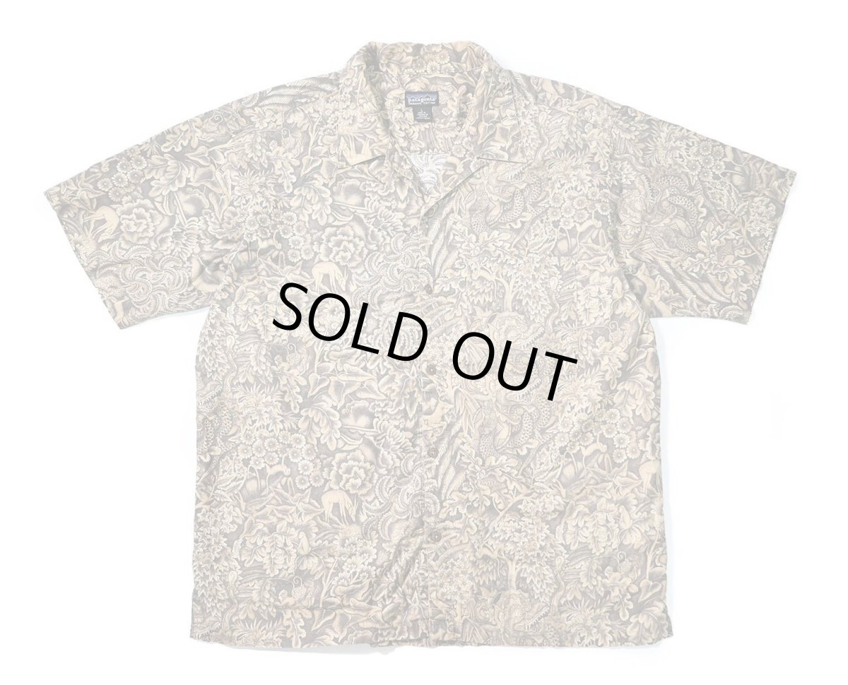 画像1: 02' Used patagonia A/C Print Shirt  (1)