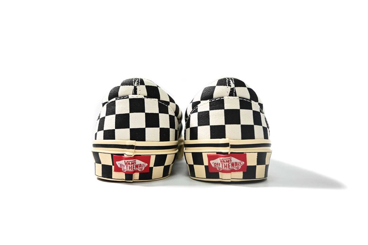 画像5: VANS Classic Slip-On Checkerboard Black/Marshmallow バンズ　 (5)
