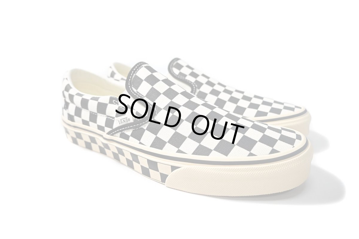 画像2: VANS Classic Slip-On Checkerboard Black/Marshmallow バンズ　 (2)