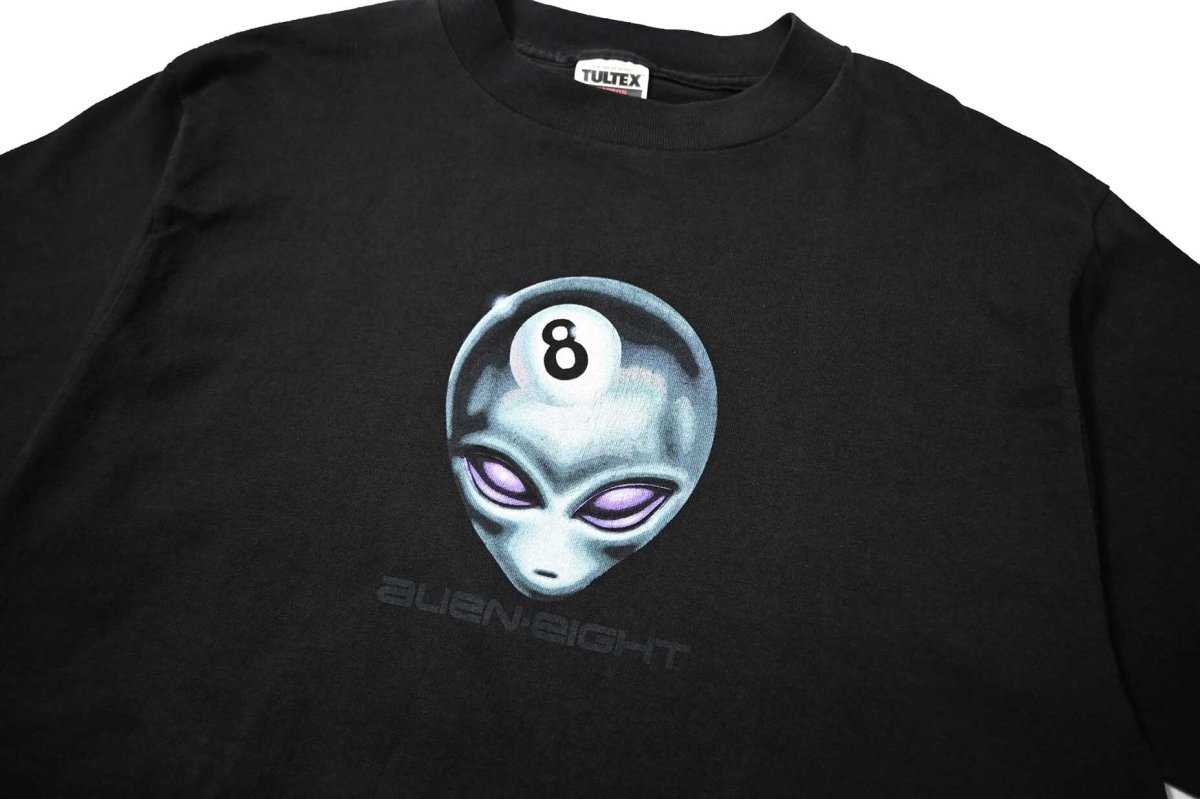 画像2: 90-00s Deadstock Alien Eight Print Tee (2)