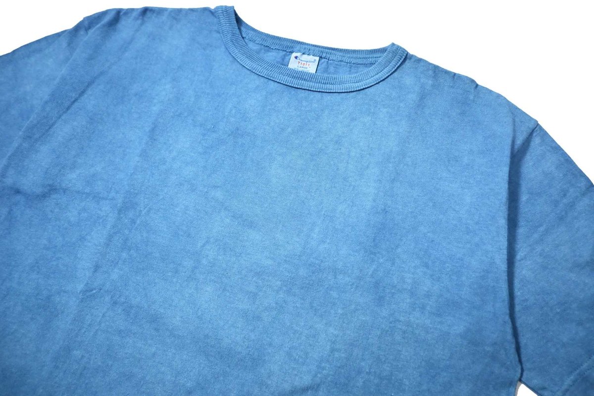 画像2: Deadstock Champion × ART MORIYA T1011 Heavy Weight S/S Blank T-Shirt Indigo Dye (2)