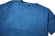 画像2: Deadstock Champion × ART MORIYA T1011 Heavy Weight S/S Blank T-Shirt Indigo Dye (2)