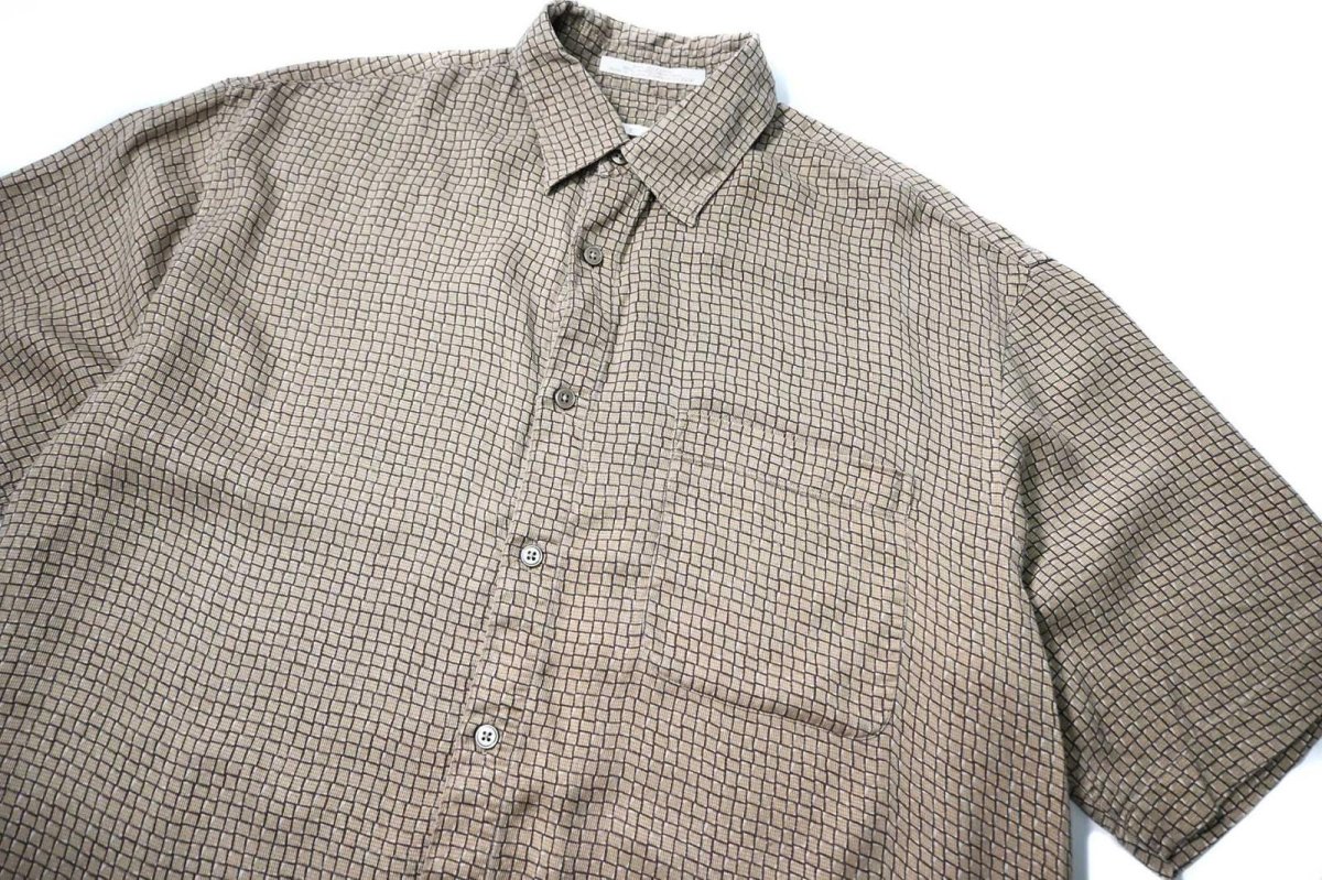 画像2: 90s Used Perry Ellis Short Sleeve Silk/Rayon Shirt (2)