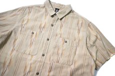 画像2: Used Mountain Hardwear Stripe Shirt (2)