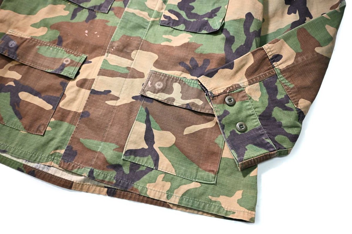 画像4: 93' Used Us Military Painted BDU Coat Woodland Camo (4)