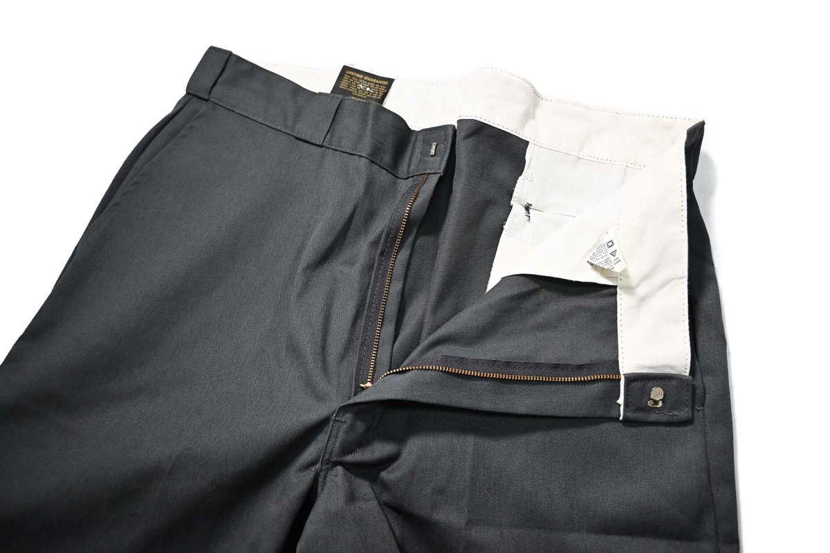 画像5: 00s Deadstock Dickies 42283CH 13Inch Multi-Use Pocket Work Short Charcoal (5)