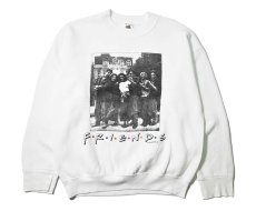 画像1: 90s Used Friends Print Sweat Shirt made in USA (1)