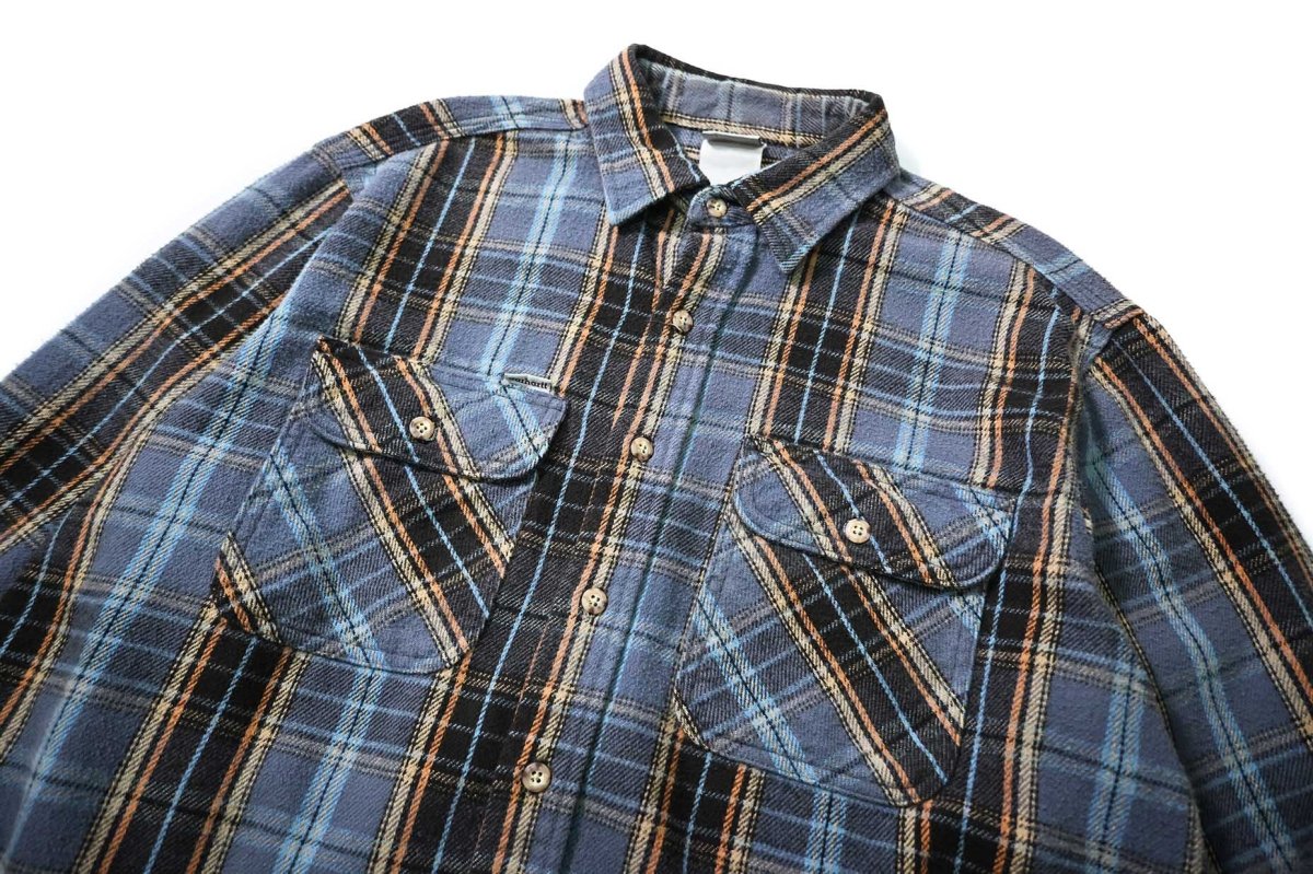 画像2: 90s Used Carhartt Heavy Flannel Shirt (2)