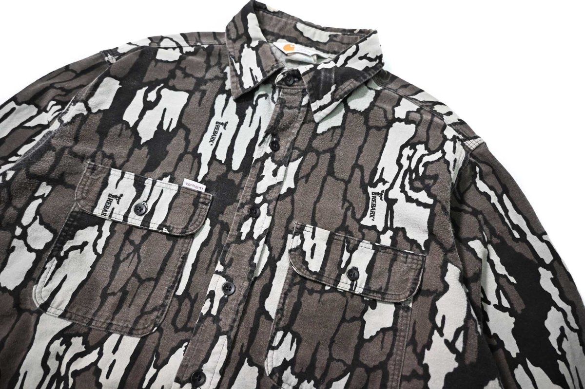 画像2: 80-90s Used Carhartt Trebark Chamois Shirt made in USA (2)