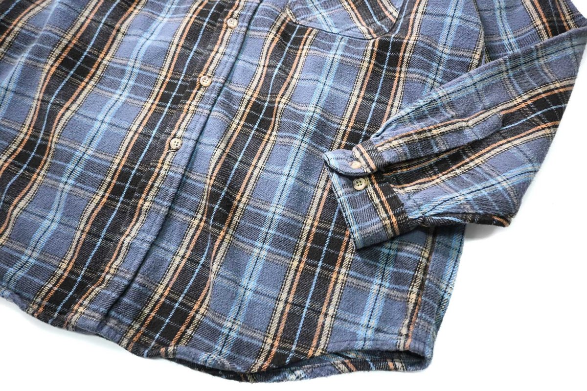 画像3: 90s Used Carhartt Heavy Flannel Shirt (3)