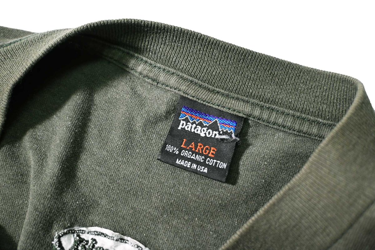 画像4: 90s Used patagonia L/S Pocket Tee made in USA (4)