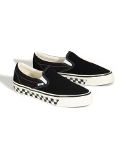 画像2: VANS PREMIUM LX Classic Slip-On 98 Chckrbrd Sidewall Black/Marshmallow バンズ　 (2)