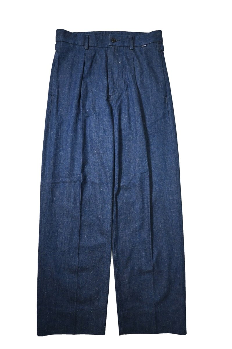 画像1: Fraizzoli Pleat Seamless Denim Slacks  (1)