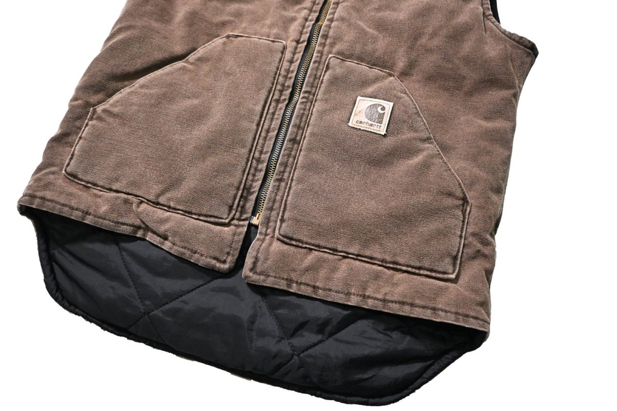 画像4: 03' Used Carhartt Quilt Lined Duck Vest Chestnut made in USA (4)