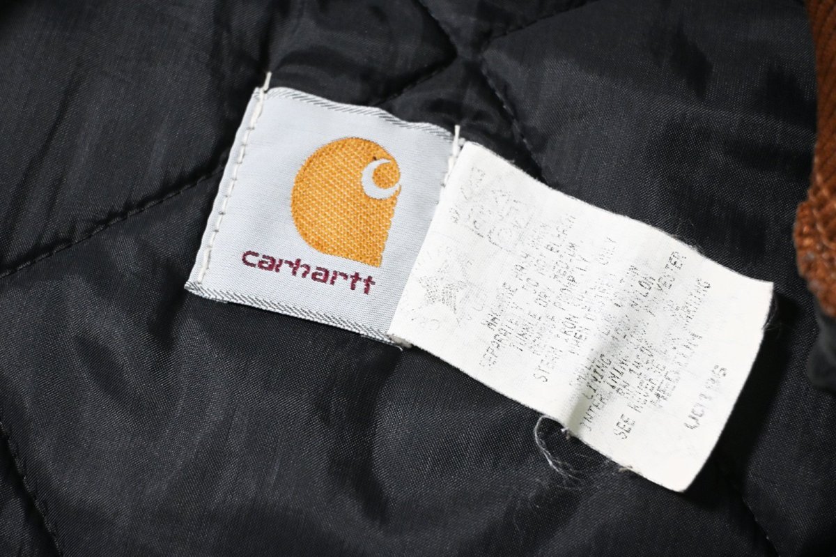 画像6: 80-90s Used Carhartt Quilt Lined Duck Vest Brown made in USA (6)
