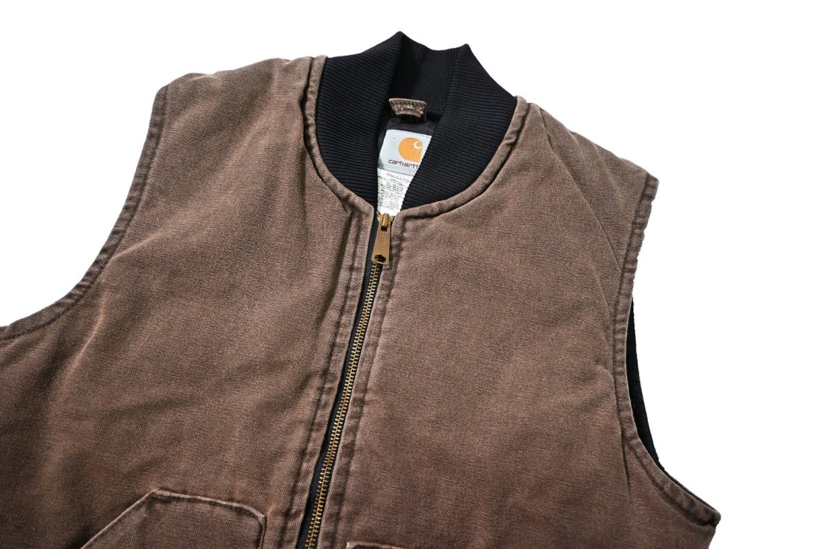 画像3: 03' Used Carhartt Quilt Lined Duck Vest Chestnut made in USA (3)