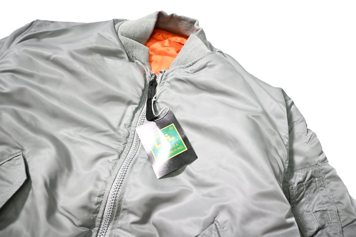 画像2: 90s Deadstock GREENBRIER MA-1 Flight Jacket Grey made in USA (2)