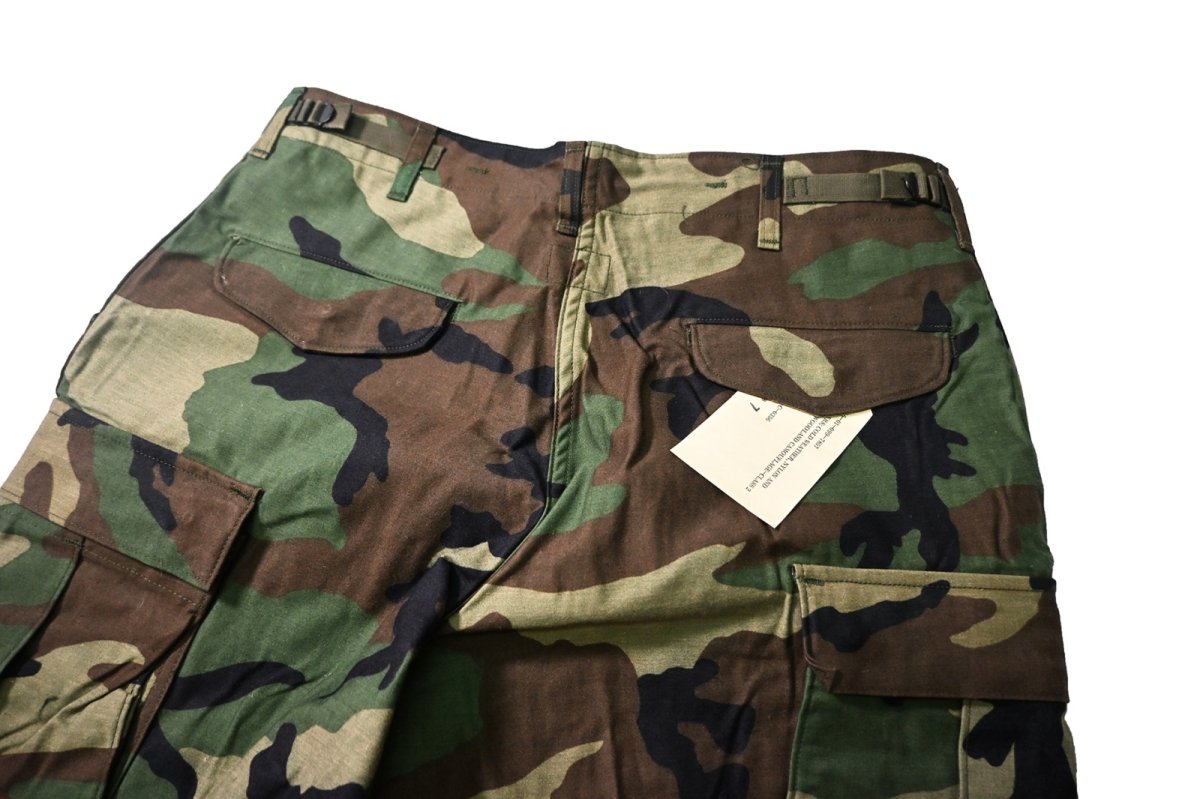 画像4: 80s Deadstock Us Army M-65 Field Pants Woodland Camo (4)