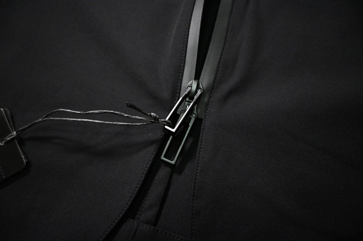 画像4: ARMANI EXCHANGE Zip Jacket Black (4)