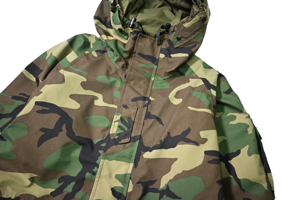 画像2: 94' Used Us Army ECWCS Gen1 GORE-TEX Parka Woodland Camo (2)