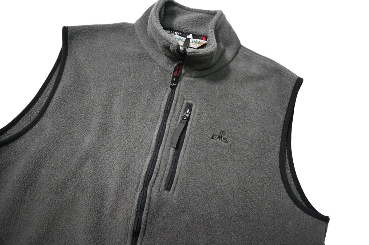 画像2: 90-00s Used EMS Polartec Fleece Vest (2)