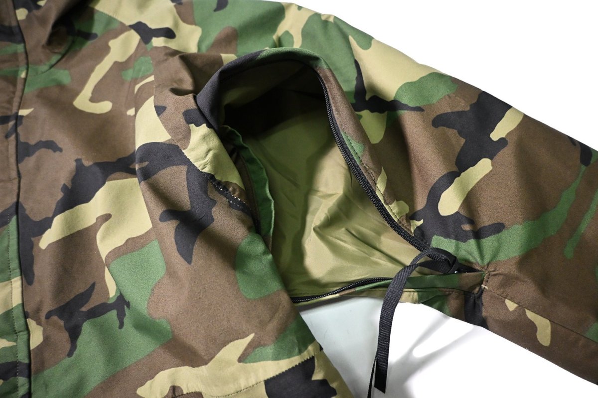 画像4: 94' Used Us Army ECWCS Gen1 GORE-TEX Parka Woodland Camo (4)