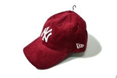 画像2: MoMA × New Era New York Yankees Corduroy Cap Burgundy (2)