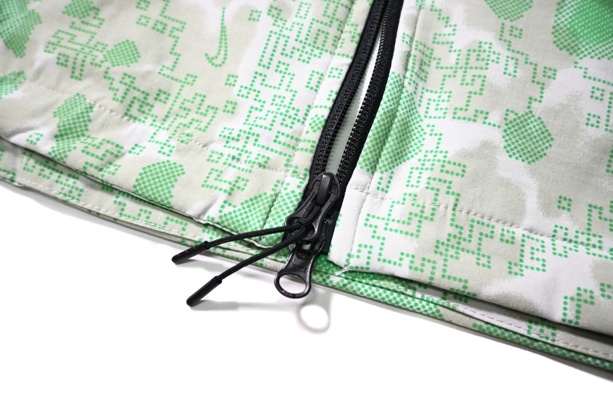 画像5: Nike Tech Woven Camo Windrunner Jacket Green Camo (5)