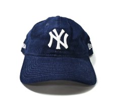 画像1: MoMA × New Era New York Yankees Corduroy Cap Navy (1)