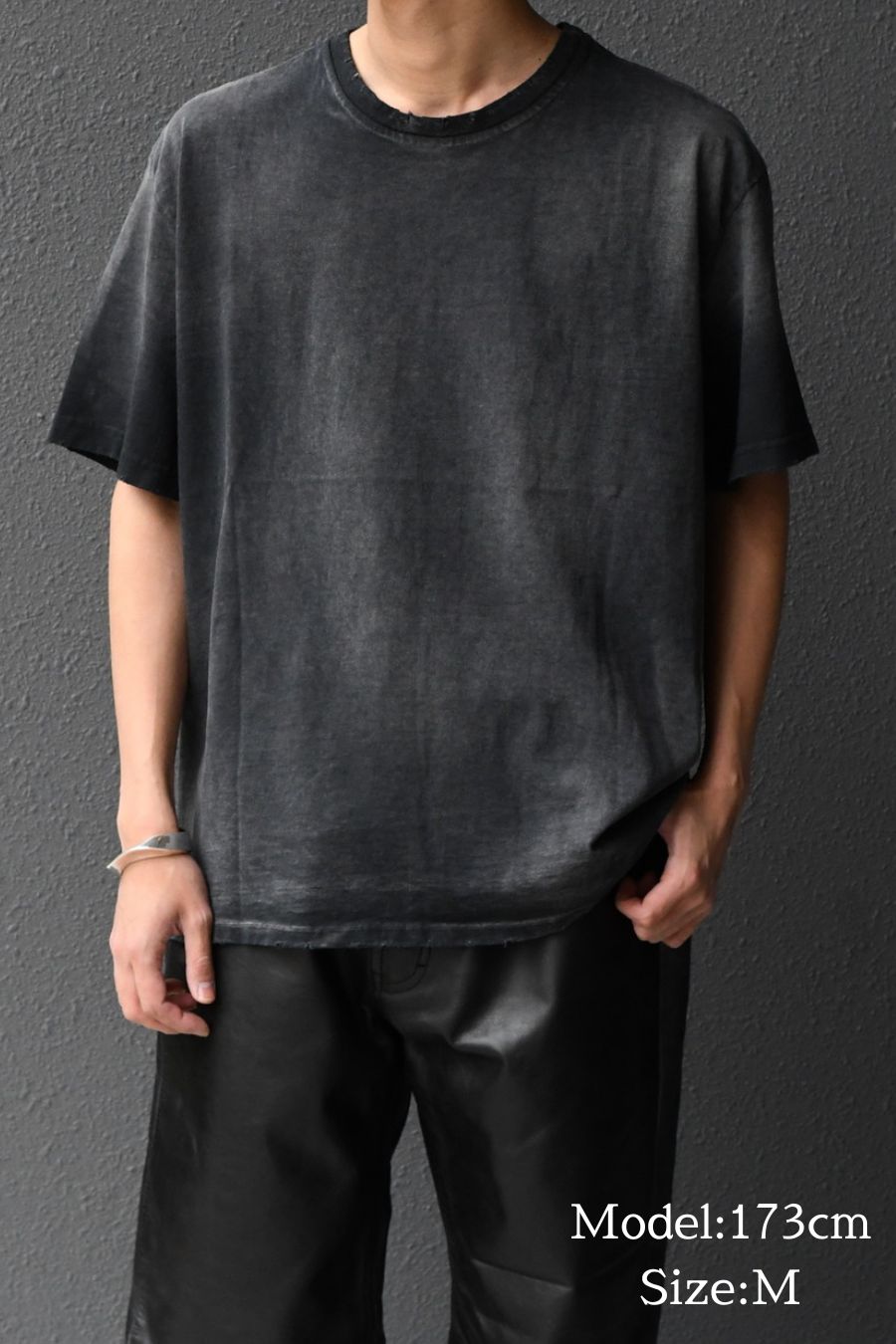 MOOJIMOOJI クロップ Tシャツ サンフェードブラック - メルカリ