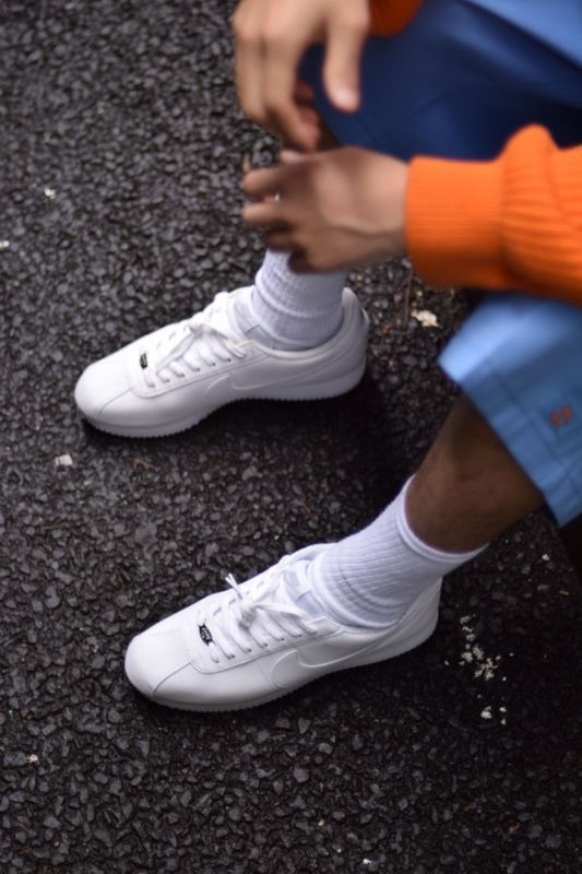 大人女性の お得な割引クーポン発行中 あす楽 対応 ナイキ コルテッツ ベーシック レザー Nike Cortez Basic Leather White Varsity Red 103 スニーカー フォレストガンプ Forrest Gump スニーカー