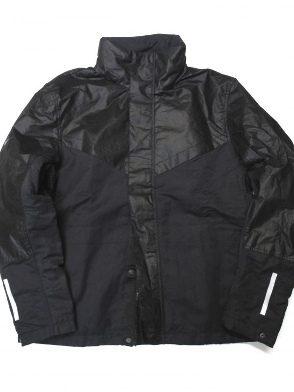 nike tech pack synthetic fill overhead jacket